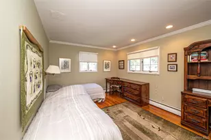 40 Somerset Dr, Commack, NY 11725 - Photo 19