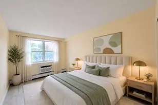 221 Beach 80, Rockaway Beach, NY 11693 - Photo 5