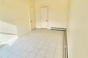 918 Hempstead St, Franklin Square, NY 11010 - Photo 9