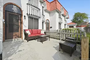 47 Alhambra Dr, Oceanside, NY 11572 - Photo 27