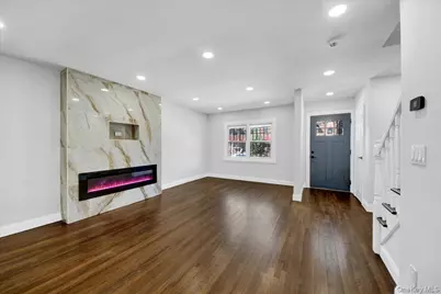 1052 E 227th Street, Bronx, NY 10466 - Photo 9