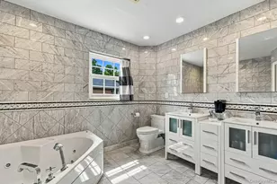 1 Shore Park Rd, Great Neck, NY 11023 - Photo 15