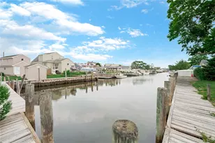 280 S Bayview Ave, Amityville, NY 11701 - Photo 31