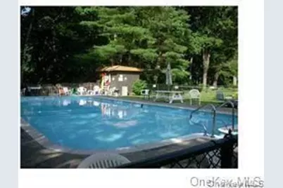10 Oakwood Terrace #94, New Windsor, NY 12553 - Photo 21