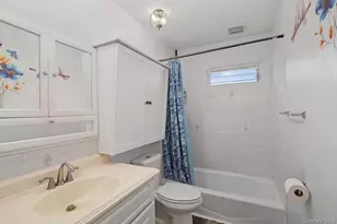 81 Ellery St, Brentwood, NY 11717 - Photo 11