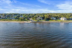 189 Belleview Ave, Center Moriches, NY 11934 - Photo 11