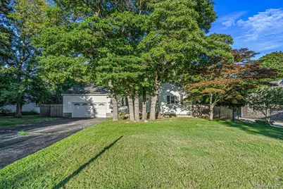 189 Belleview Avenue, Center Moriches, NY 11934 - Photo 1