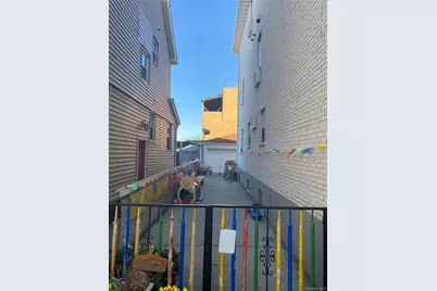 198-18 32nd Road #3, Flushing, NY 11358 - Photo 3