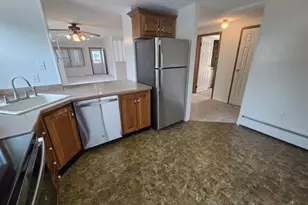 162 Village Cir W, Manorville, NY 11949 - Photo 9