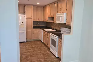 1506 Pondcrest Ln, White Plains, NY 10607 - Photo 9