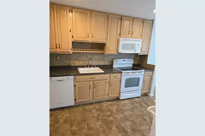 1506 Pondcrest Lane, White Plains, NY 10607 - Photo 15