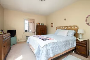 211-10 34th Rd, Bayside, NY 11361 - Photo 19