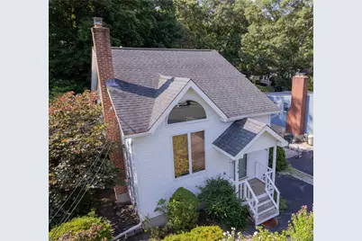 38 Montauk Road, Sound Beach, NY 11789 - Photo 17