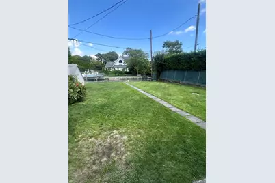 75 Mc Cue Lane, Babylon, NY 11702 - Photo 13