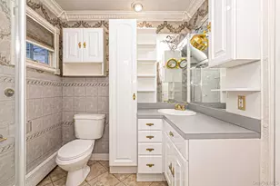 218 11th St, West Babylon, NY 11704 - Photo 13