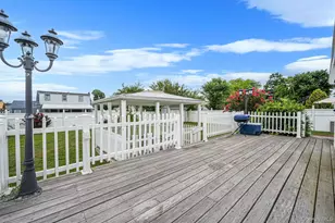 218 11th St, West Babylon, NY 11704 - Photo 23