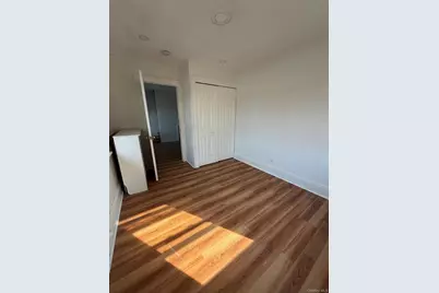 42 W Lincoln Avenue #2nd Fl, Valley Stream, NY 11580 - Photo 7