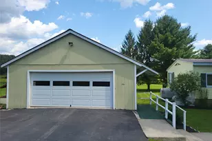 290 Behr Rd, Jeffersonville, NY 12748 - Photo 3