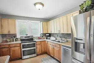 222 N Terry Hill Rd, Carmel, NY 10512 - Photo 15