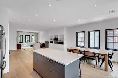 251-51 52nd Avenue, Little Neck, NY 11362 - Photo 27