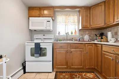 3790 Waverly Avenue, Seaford, NY 11783 - Photo 19