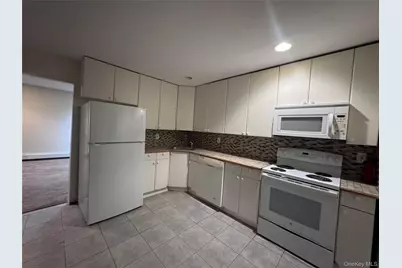 143 E. Parkview Drive, Shirley, NY 11967 - Photo 3