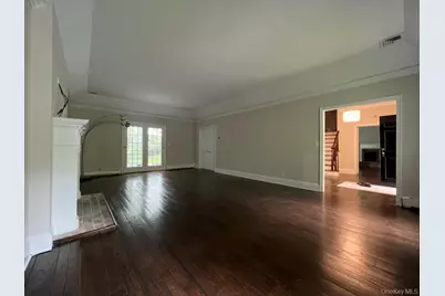 23 Matinecock Farms Road, Glen Cove, NY 11542 - Photo 9