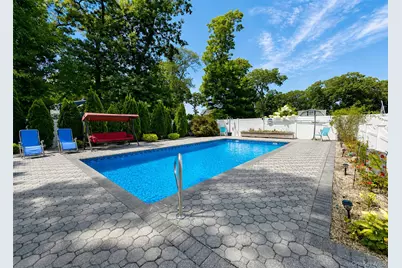 4 Halfcircle Drive, Holbrook, NY 11741 - Photo 21