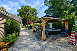4 Halfcircle Dr, Holbrook, NY 11741 - Photo 27
