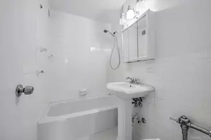 68-15 Selfridge St, Forest Hills, NY 11375 - Photo 9