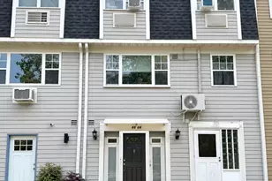 95-08 Shore Front Pkwy, Rockaway Beach, NY 11693 - Photo 25