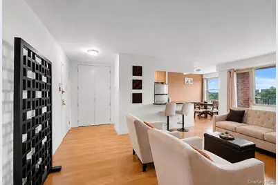 400 Cozine Avenue #5E, Brooklyn, NY 11207 - Photo 1