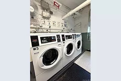 250 N Broadway #PHD, Yonkers, NY 10701 - Photo 33