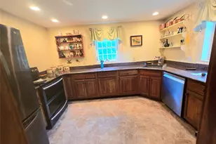 56 Finnerty Pl, Putnam Valley, NY 10579 - Photo 5