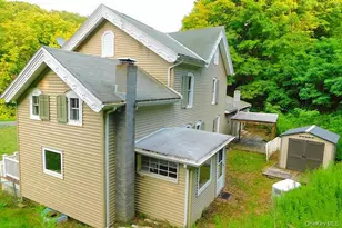 900 Salisbury Turnpike, Red Hook, NY 12571 - Photo 3
