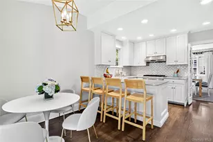 69 Eakins Rd, Manhasset, NY 11030 - Photo 9