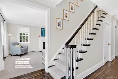 69 Eakins Road, Manhasset, NY 11030 - Photo 3