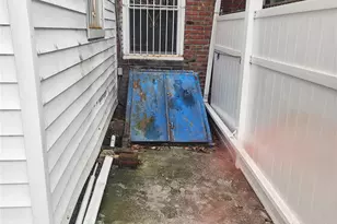 114-33 145th St, Jamaica, NY 11436 - Photo 7