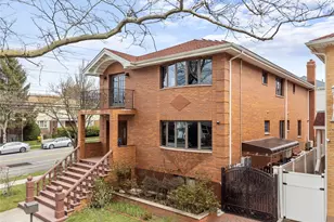 69-03 Cloverdale Blvd, Oakland Gardens, NY 11364 - Photo 19