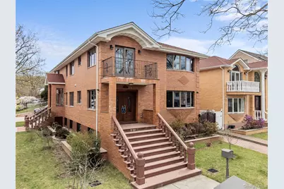 6903 Cloverdale Boulevard, Oakland Gardens, NY 11364 - Photo 17