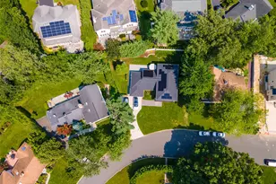 5 Market Ln, Great Neck, NY 11020 - Photo 21