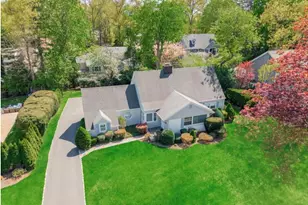 88 Brook St, Garden City, NY 11530 - Photo 5