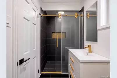 7764 79th Street, Glendale, NY 11385 - Photo 5