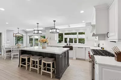 38 Riverview Terrace, Smithtown, NY 11787 - Photo 3