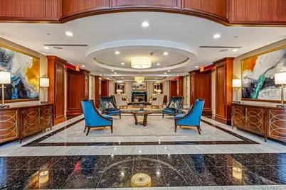 6000 Royal Court #6006, North Hills, NY 11040 - Photo 33