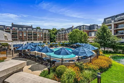 6000 Royal Court #6006, North Hills, NY 11040 - Photo 37