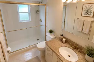 860 Helene St, Wantagh, NY 11793 - Photo 13