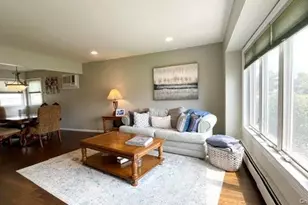 860 Helene St, Wantagh, NY 11793 - Photo 3