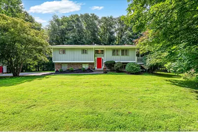 119 Bonnie Brae Court, Granite Springs, NY 10527 - Photo 1