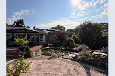 6 N Howells Point Road, Bellport, NY 11713 - Photo 7
